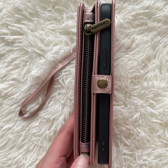 Wristlet Wallet Phone Case - Picture 2 of 4